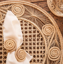 Load image into Gallery viewer, Caracol Hand Woven Placemat