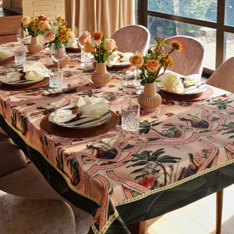 Verdes Waterproof and Stain-Resistant Tablecloth